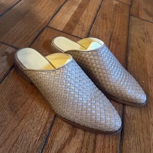 Nisolo Woven Tan Mules
